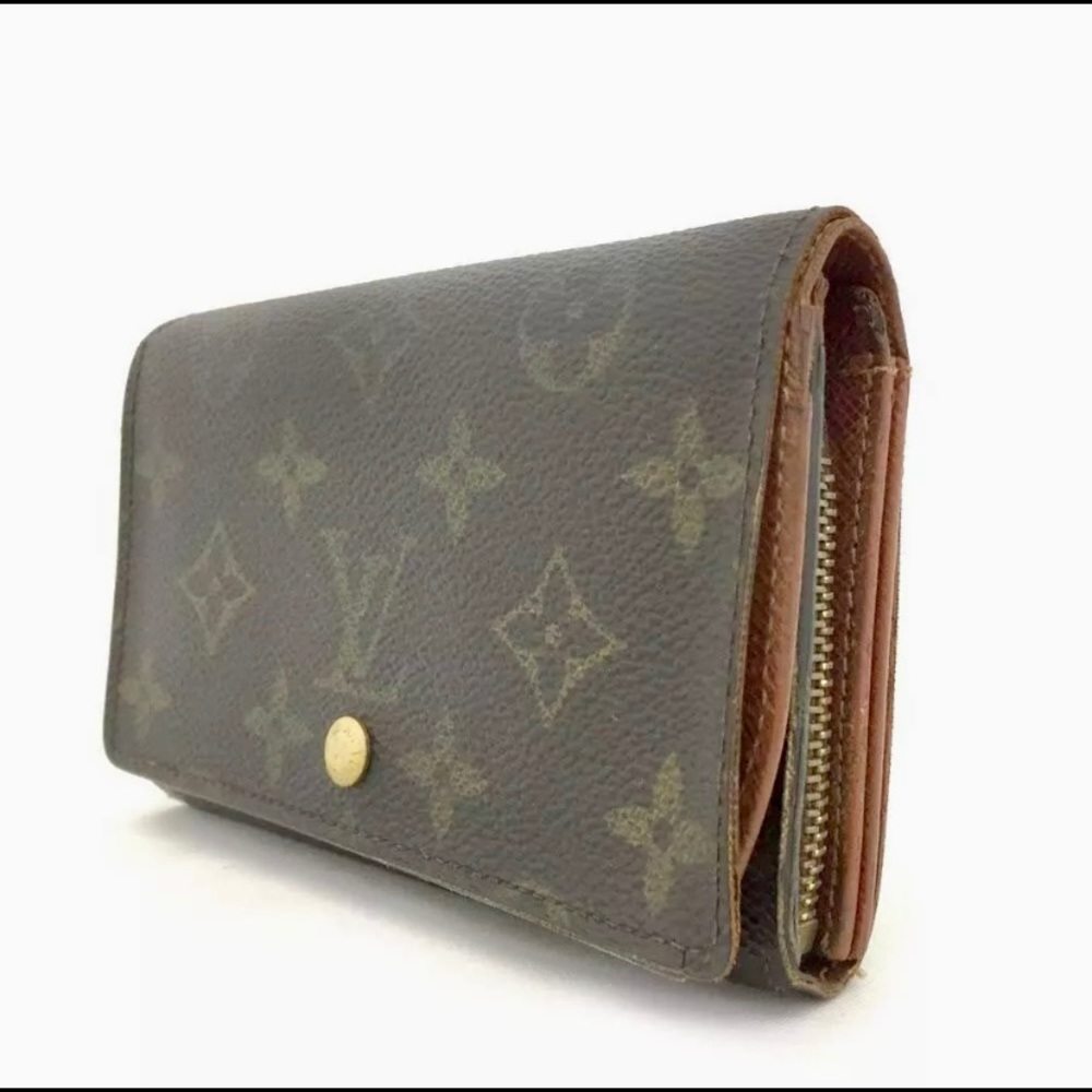 Louis Vuitton Monogram Tresor Bifold Wallet